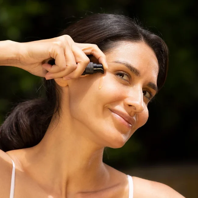 Agravitae Hydrating C+ Serum - Image 5
